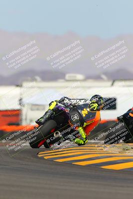 media/Oct-08-2022-SoCal Trackdays (Sat) [[1fc3beec89]]/Turn 16 (125pm)/